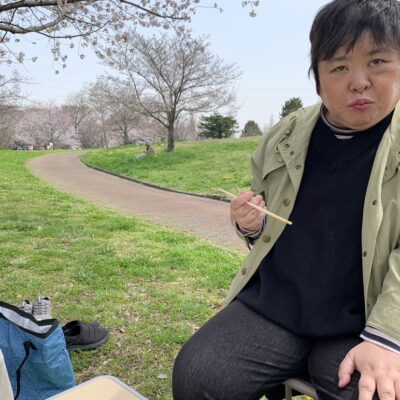 えこる
