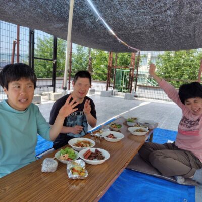 みんなで楽しくBBQ